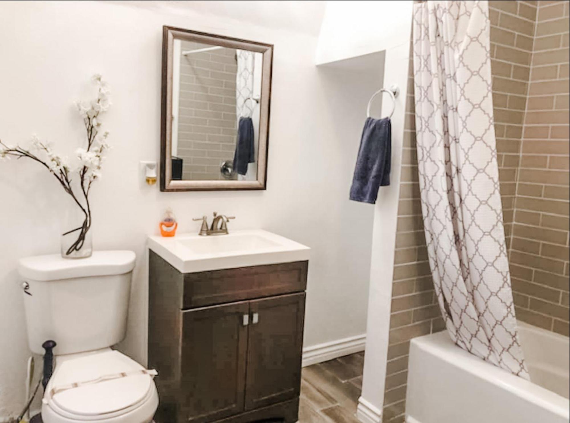 Hotel 2bdrm Gaslamp Conv Cntr - W Parking & 4 Beds #2 San Diego